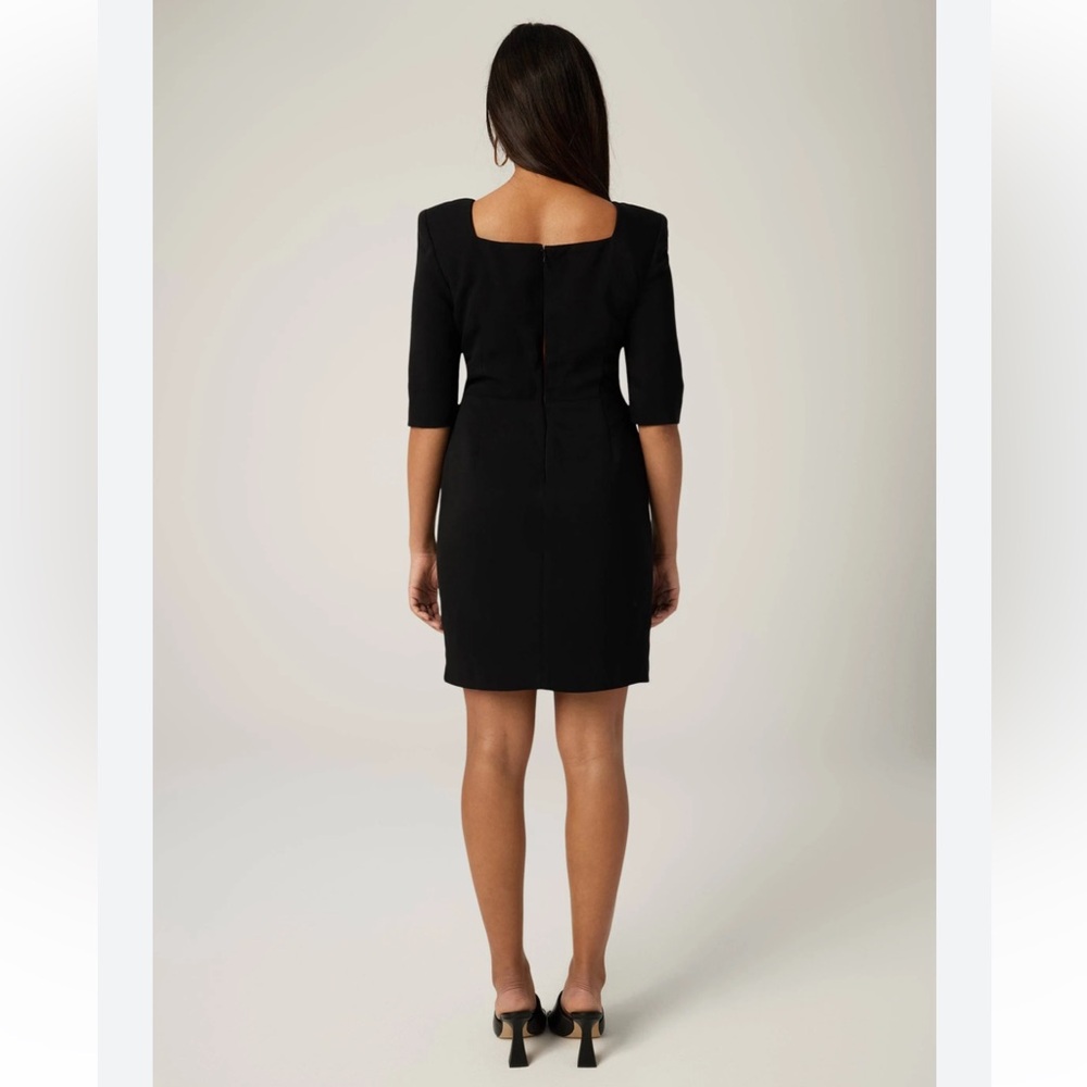 NWT Lita By Ciara Sculptural Elegant Black V-Neck Mini Dress - Picture 2 of 7